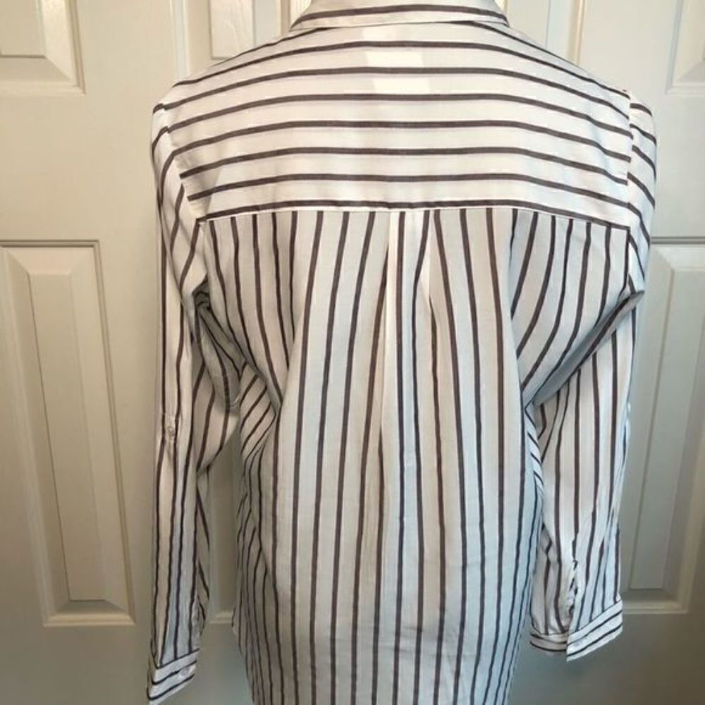Express Striped Top - Picture 7 of 10